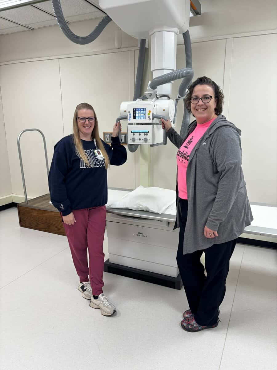 X-Ray (003) caregivers with x-ray equipment